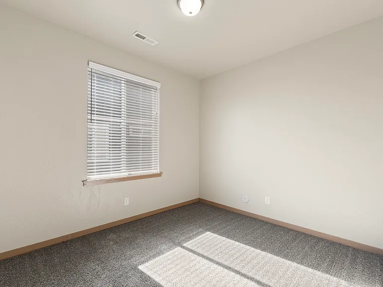 Thayer Farms Rental Homes — Photo 27