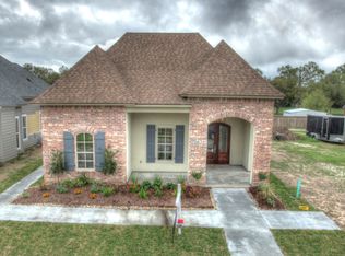338 Kingston Gardens, Breaux Bridge, LA 70517