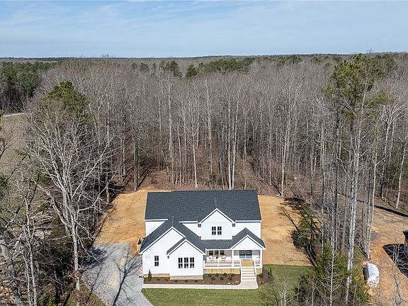 2nd image of 15706 Hebrides Dr