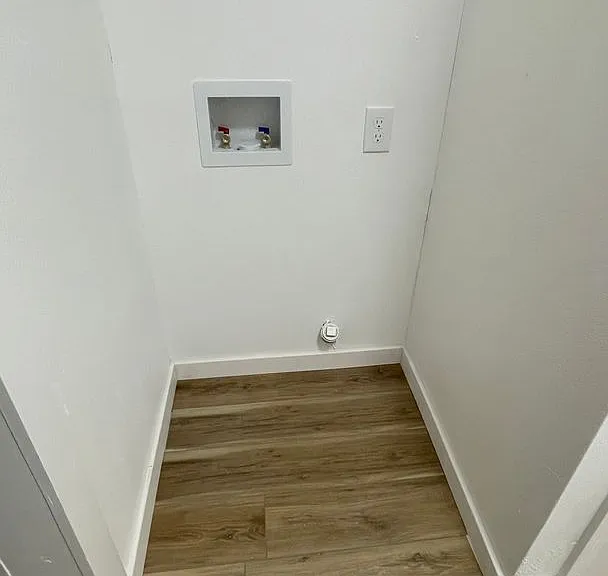 6684 Garvin Dr — Photo 17