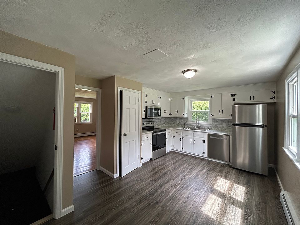 1st image of 101 Middletown Ave #2