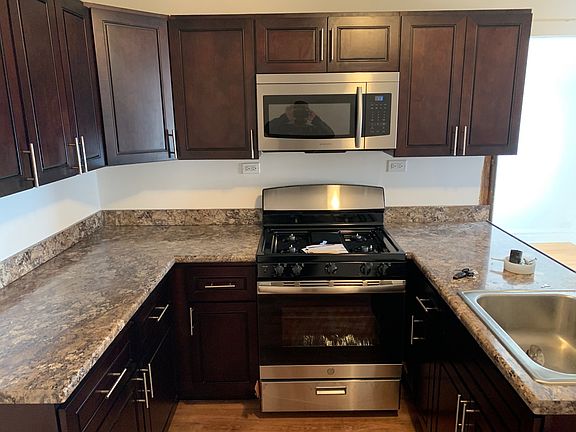 2nd image of 1331 N Ash St #2