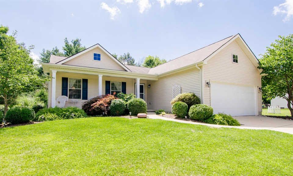 1st image of 734 Glen Oak Dr