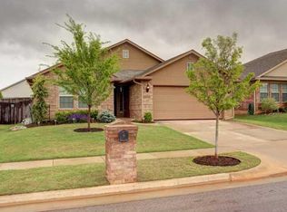 2713 NW 186th St, Edmond, OK 73012