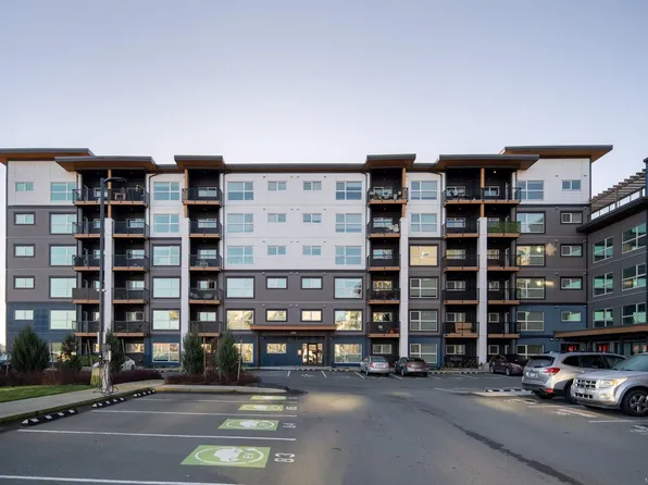 2469 Gateway Rd #408, Langford, BC V9B 6R7