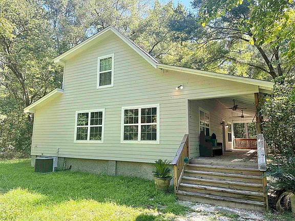 2nd image of 256 Wildflower Ln