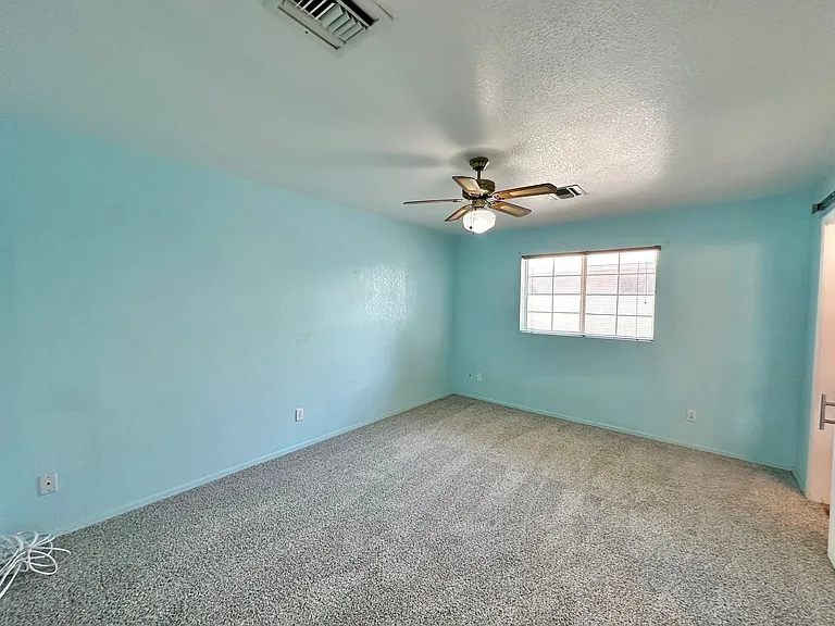 3905 Raymond Ave — Photo 20