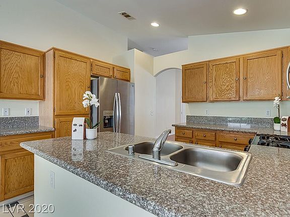 5th image of 9025 Medicine Wheel Ave