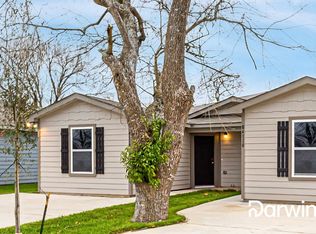 4118 Brinkley St #B, Houston, TX 77051