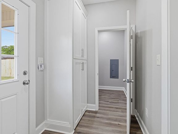 5th image of 309 S Lyles St