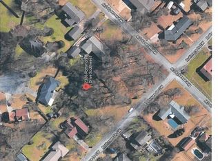 2306 Rothmore Dr SW, Huntsville, AL 35803