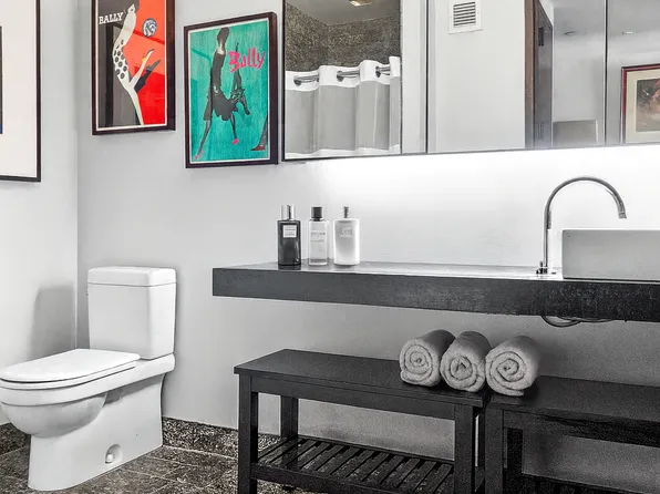 20 Pine Street image 6 of 6