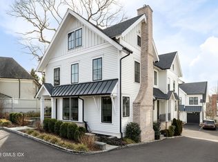 23 Woodland Dr #B, Greenwich, CT 06830