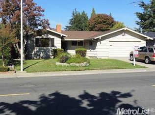 8321 Lake Forest Dr, Sacramento, CA