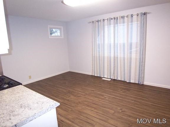 5th image of 2514 22nd Ave