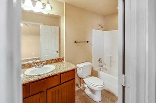 3360 Keefer Loop — Photo 16