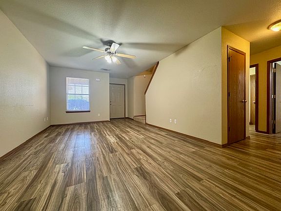 4th image of 4202 SW Chapelstone Ave #3