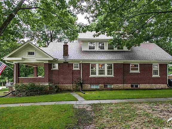 901  7th Baldwin City, KS listing photo #3