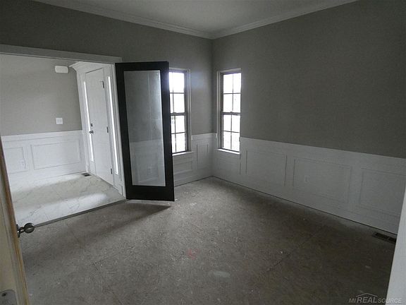 5th image of 35881 Cascade Dr