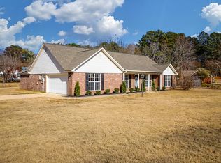 106 Peyton Cir, Oxford, MS 38655