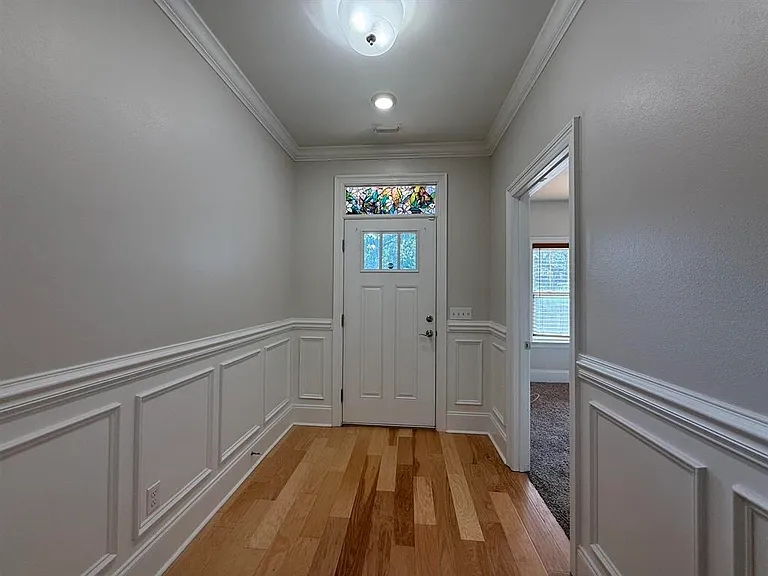 855 Avery Park Dr — Photo 10