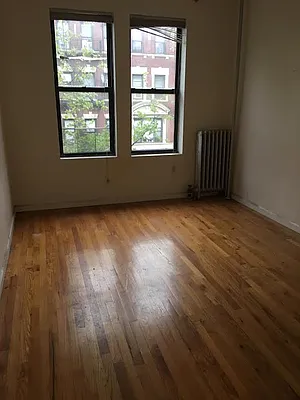 Rented by Lang Realty LLC | media 16