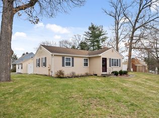 430 Amostown Rd, West Springfield, MA 01089