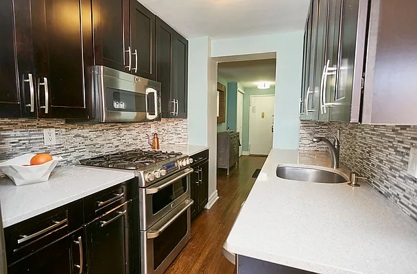 Rented by Prime Realty | media 2