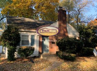5720 Kingsley Dr, Indianapolis, IN 46220