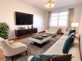 22-30 47th St, Astoria, NY