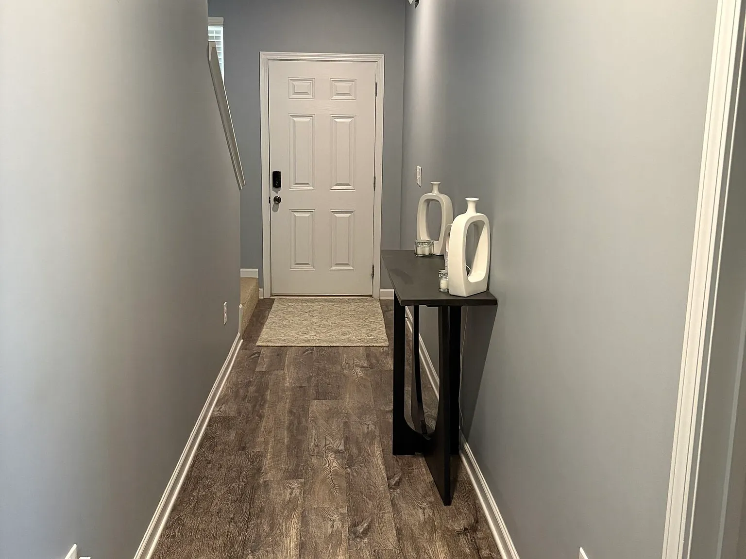 4 bed, 2.5 bath, 2152 sqft, $2,425 — Photo 3