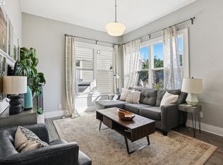 627 NE San Rafael St #1, Portland, OR 97212