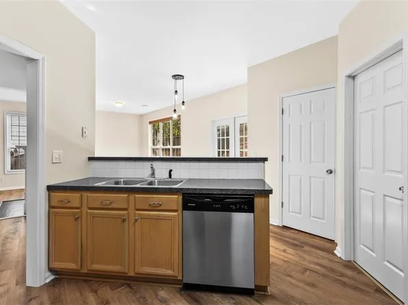 417 Kensington Parc Way, Avondale Estates, GA 30002