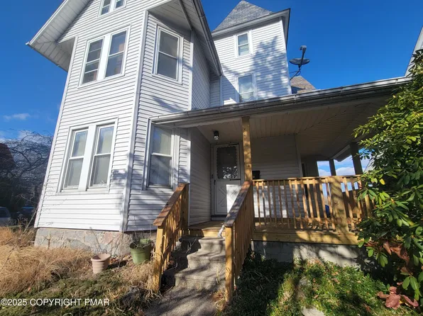 529 Market St, Bangor, PA 18013