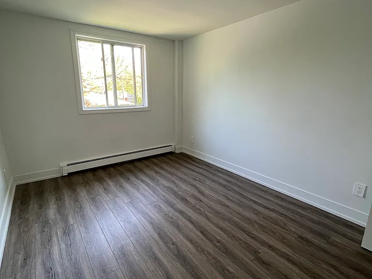 294 Saulsbury St — Photo 12