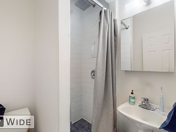 3rd image of 1435 1st Ave APT 5RS