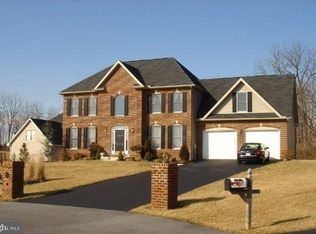 20502 Quiet Valley Ct, Hagerstown, MD 21742