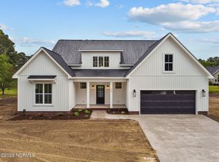 1467 Kelly Cir, Grimesland, NC 27837