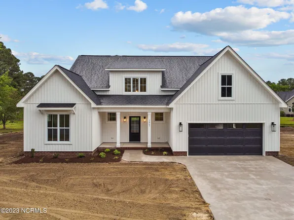 1467 Kelly Circle, Grimesland, NC 27837