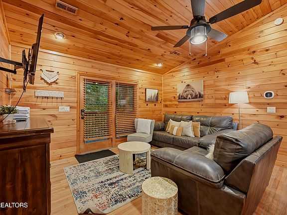 5th image of 3770 Ravens Den Way