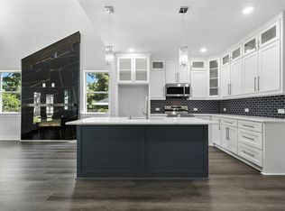 810 Euclid St, Cleburne, TX 76033