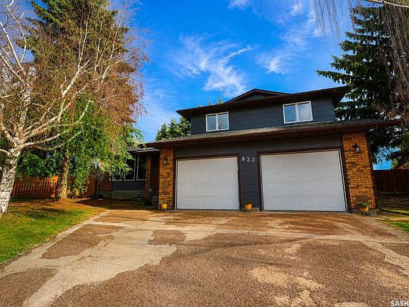 3rd image of 837 CONROY PLACE
