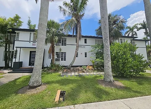 Arvelee Apartments Photo 1