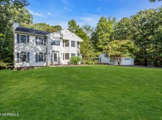 28 Lauren Lane, New Egypt, NJ 08533