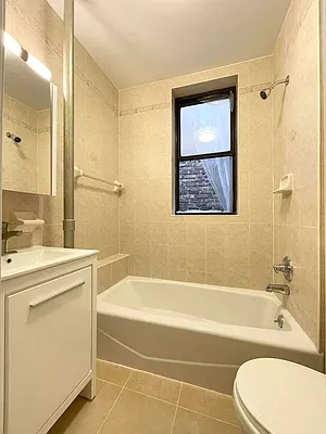 Rented by Compass | media 14