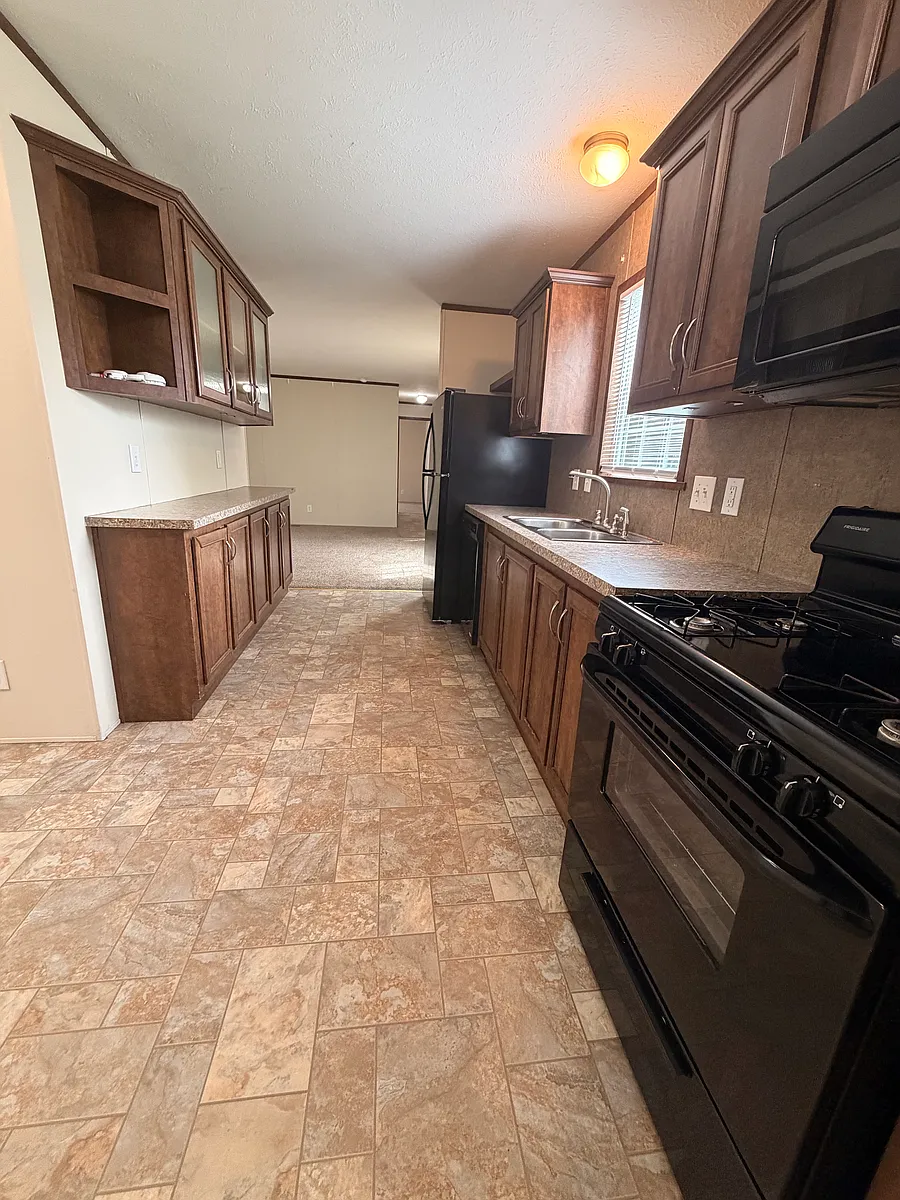 Building Photo - 85 Dunlap Cir #85