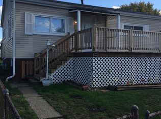 10 Locust Ave, Moundsville, WV 26041