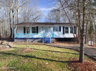 522 Pepper Rd, East Stroudsburg, PA 18302