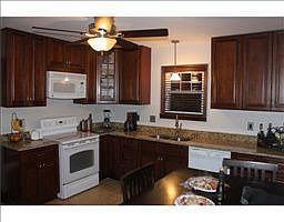 2nd image of 40 Hazelwood St