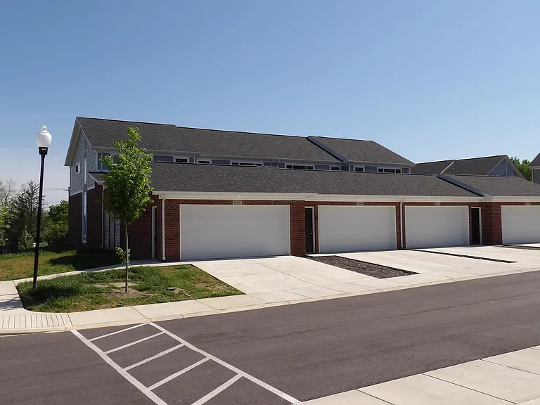 10907 Cole Thompson Ln — Photo 1